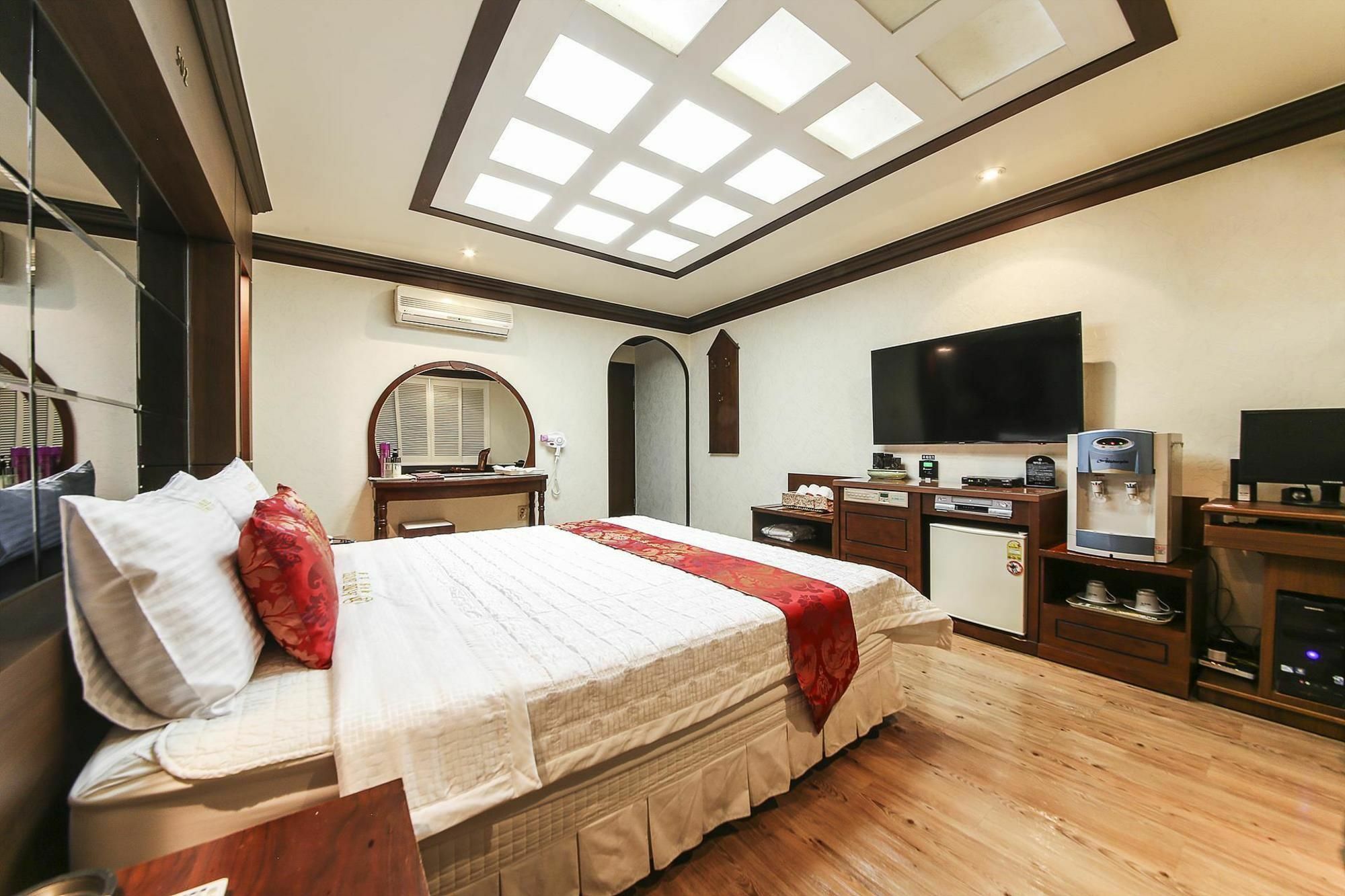 Haeundae Aone Hotel Busan Exterior photo