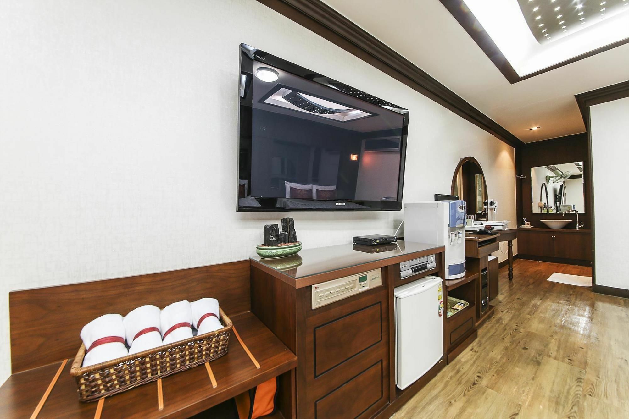 Haeundae Aone Hotel Busan Exterior photo